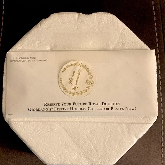 Auth Limited Edition Franklin Mint “Exchanging Christmas Love” Decorative Plate - Picture 5 of 5